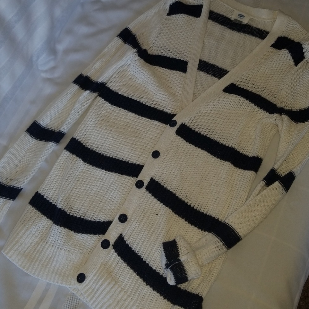 Blue/white sweater